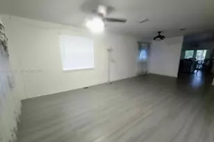 19550 SW 162nd Ave, Miami, FL 33187 - Photo 13