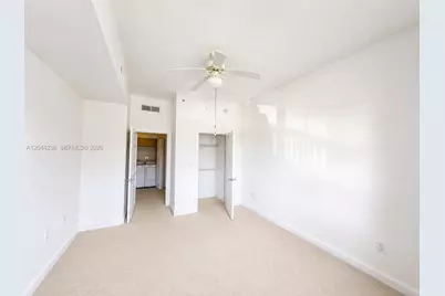3001 NE 185th St #515, Aventura, FL 33180 - Photo 3