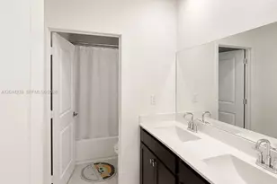 799 SE 19th St, Homestead, FL 33034 - Photo 9