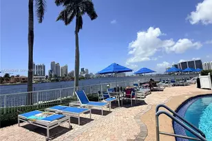 19101 NE 36th Ct, Aventura, FL 33180 - Photo 35