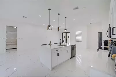 7834 14th Pl, Labelle, FL 33935 - Photo 5