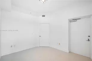 2020 N Bayshore Dr, Miami, FL 33137 - Photo 15