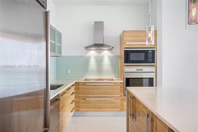 2020 N Bayshore Dr #3904, Miami, FL 33137 - Photo 7