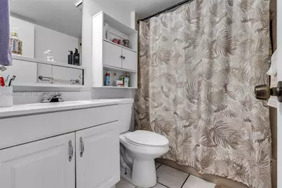 8186 NW 98th Ter #132, Hialeah Gardens, FL 33016 - Photo 13