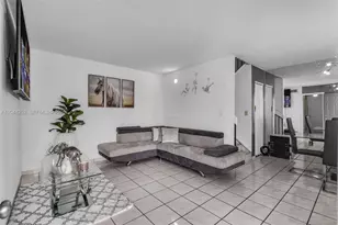 8186 NW 98th Terrace, Hialeah Gardens, FL 33016 - Photo 3