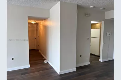 3701 N Country Club Dr #207, Aventura, FL 33180 - Photo 11