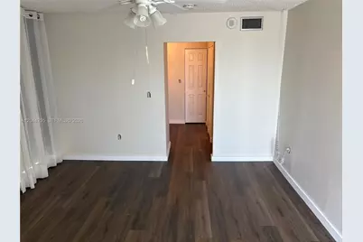 3701 N Country Club Dr #207, Aventura, FL 33180 - Photo 13
