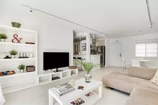 201 Jefferson Ave, Miami Beach, FL 33139 - Photo 3