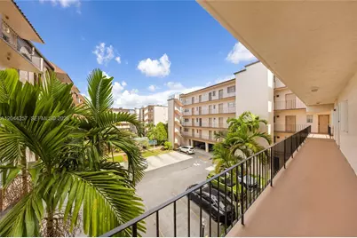 1950 W 54th St #206, Hialeah, FL 33012 - Photo 5