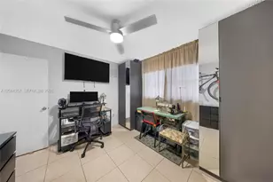 1950 W 54th St, Hialeah, FL 33012 - Photo 23