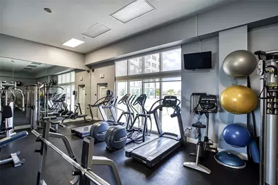 6917 Collins Ave #1012, Miami Beach, FL 33141 - Photo 27