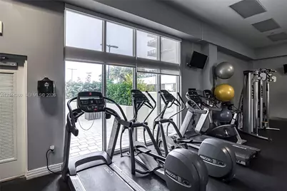6917 Collins Ave #1012, Miami Beach, FL 33141 - Photo 29