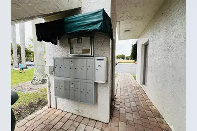 2050 NW 89th Ave #108, Pembroke Pines, FL 33028 - Photo 17