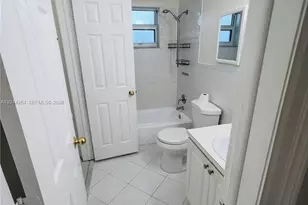 2050 NW 89th Ave, Pembroke Pines, FL 33028 - Photo 13