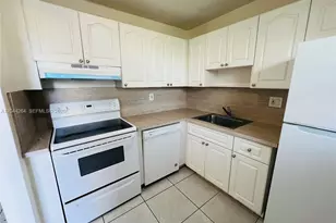 2050 NW 89th Ave, Pembroke Pines, FL 33028 - Photo 3
