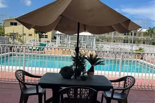 1765 Venice Ln, North Miami, FL 33181 - Photo 25