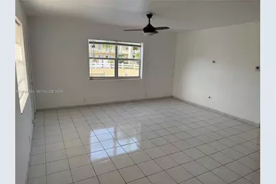 1765 Venice Ln #4E, North Miami, FL 33181 - Photo 5