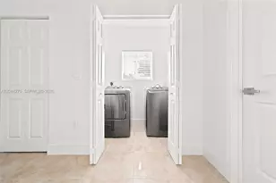 145 NE 60th St, Miami, FL 33137 - Photo 19