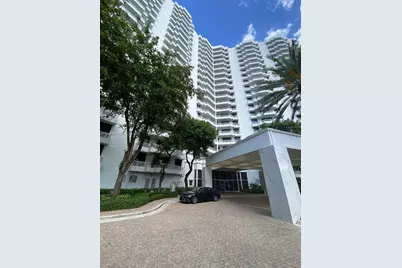 3300 NE 192nd St #612, Aventura, FL 33180 - Photo 1