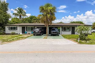 2423 Jeffcott St, North Fort Myers, FL 33901 - Photo 1