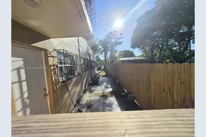 2835 NW 22nd Ave, Miami, FL 33142 - Photo 17