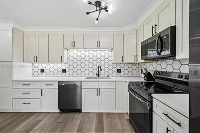 5016 50th Way, West Palm Beach, FL 33409 - Photo 1