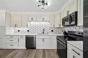 5016 50th Way, West Palm Beach, FL 33409 - Photo 1