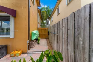 3906 NE 20th St, Homestead, FL 33033 - Photo 29