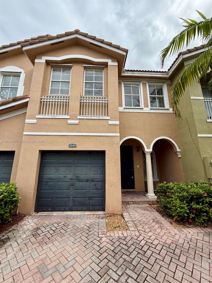 2482 SE 15th Ct - 2482 SE 15th Ct, Homestead, FL 33035 Luxury Property | Jose Angel Pina