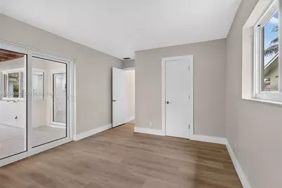 5711 NW 48th Ter, Tamarac, FL 33319 - Photo 15