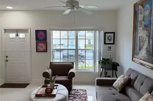 16619 Hemingway Dr, Weston, FL 33326 - Photo 1