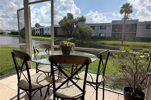 16619 Hemingway Dr, Weston, FL 33326 - Photo 9