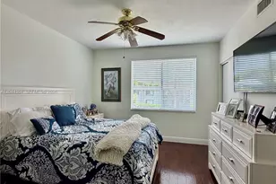 16619 Hemingway Dr, Weston, FL 33326 - Photo 11