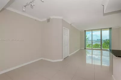 2000 N Bayshore Dr #516, Miami, FL 33137 - Photo 7