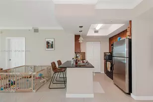 2000 N Bayshore Dr, Miami, FL 33137 - Photo 9