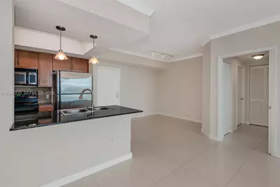 2000 N Bayshore Dr #516, Miami, FL 33137 - Photo 11