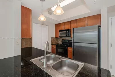 2000 N Bayshore Dr #516, Miami, FL 33137 - Photo 11