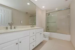 2000 N Bayshore Dr, Miami, FL 33137 - Photo 27