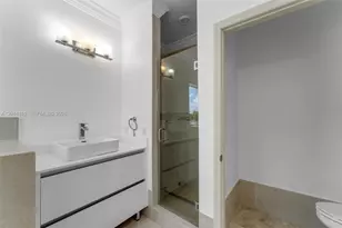15262 SW 11th St, Miami, FL 33194 - Photo 17