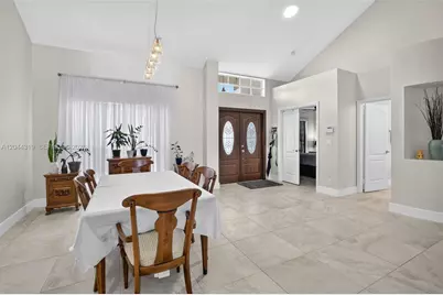 19322 NW 11th St, Pembroke Pines, FL 33029 - Photo 5