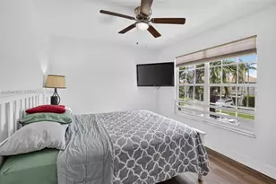 19322 NW 11th St, Pembroke Pines, FL 33029 - Photo 37