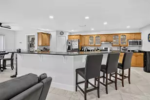 19322 NW 11th St, Pembroke Pines, FL 33029 - Photo 17