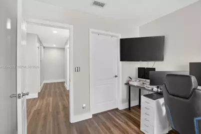 19322 NW 11th St, Pembroke Pines, FL 33029 - Photo 35