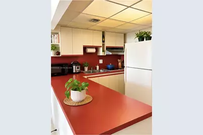 1825 W 44th Pl #806, Hialeah, FL 33012 - Photo 3