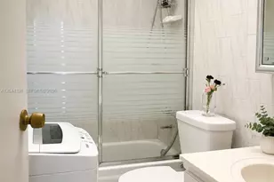 1825 W 44th Pl, Hialeah, FL 33012 - Photo 5