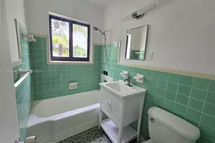 7035 Rue Granville, Miami Beach, FL 33141 - Photo 7