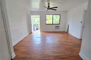 7035 Rue Granville, Miami Beach, FL 33141 - Photo 3