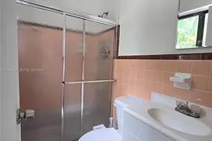 7035 Rue Granville, Miami Beach, FL 33141 - Photo 13