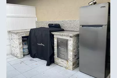 1359 Summit Run Cir, West Palm Beach, FL 33415 - Photo 23