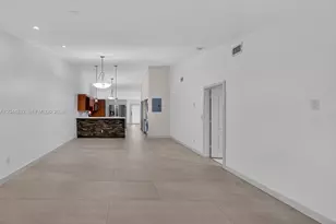 2141 W 53rd St, Hialeah, FL 33016 - Photo 5